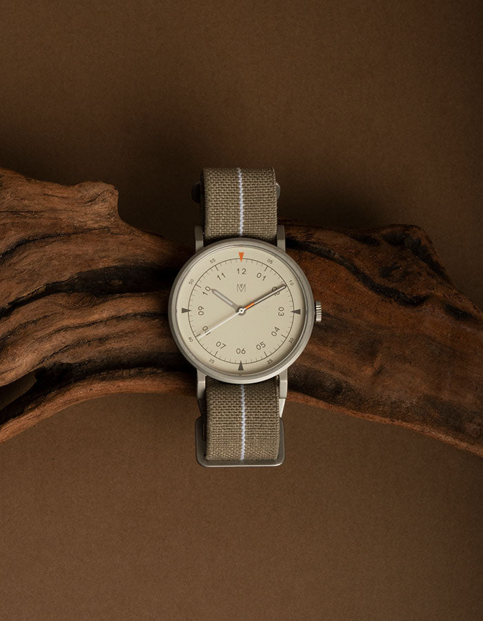 MUS-01 KHAKI P 40MM + ORANGE PARACHUTE STRAP SET