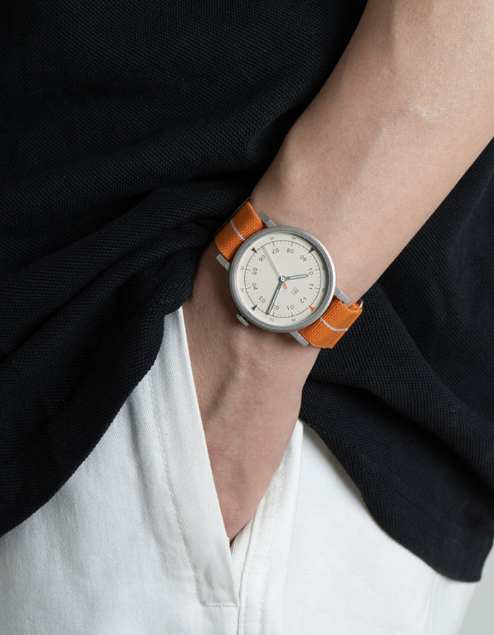 MUS-01 KHAKI P 40MM + ORANGE PARACHUTE STRAP SET