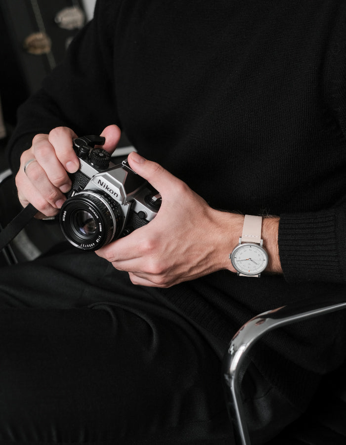 Natural mens leather watch