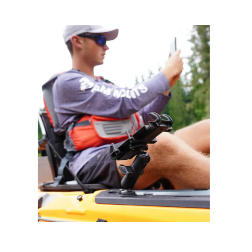ram double socket arm on a kayak